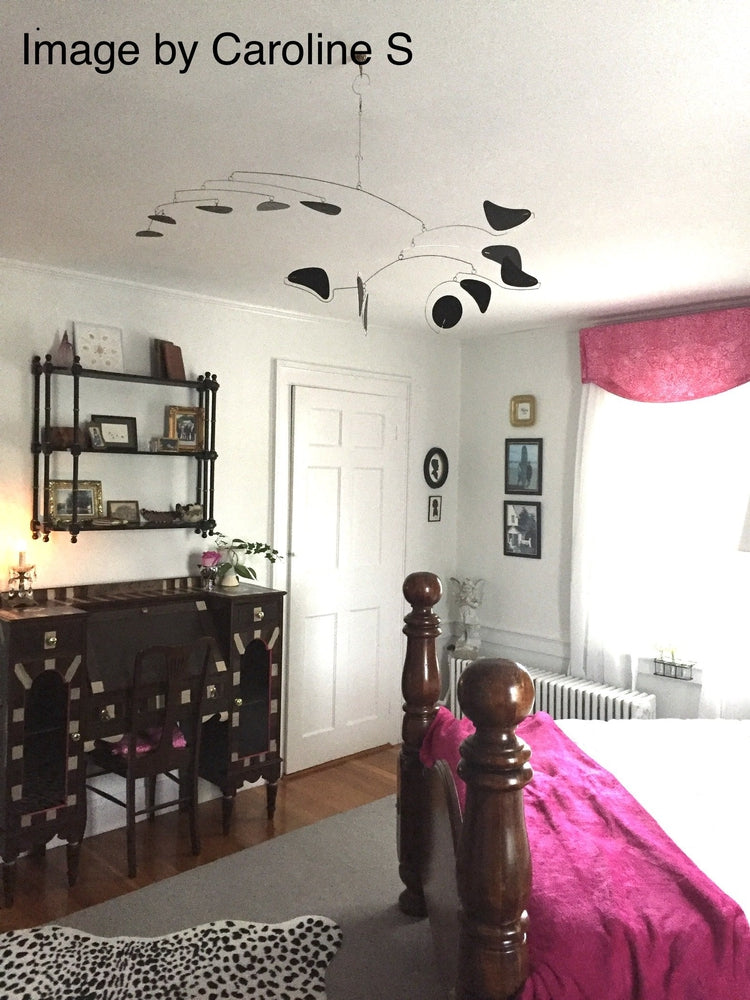 Serenity Style Mobile – Relaxing Kinetic Sculpture for Low Ceilings by Carolyn Weir